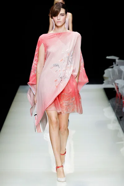 Look 14